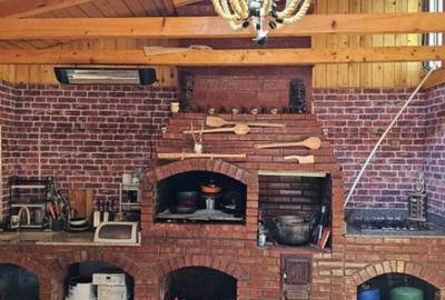 Casă cu 6 camere cu Canalizare în Brătianu - 3