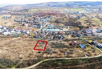 Teren de 1424 mp, în Hlincea