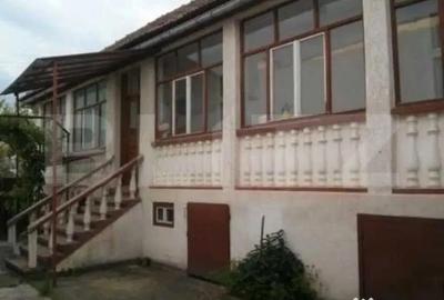 Casă cu 3 camere cu Teren 15 Mp în Central - 5