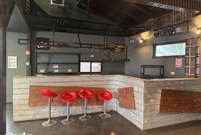 Casă cu 8 camere cu Teren 500 Mp în Celaru - 4