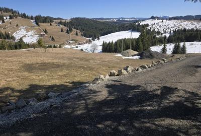 Teren Construcții intravilan de 1500 mp, în Nord - 2