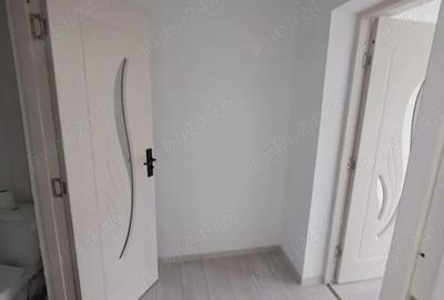 Apartament cu 3 camere semidecomandat în Central - 1