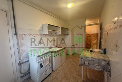 Apartament 3 camere decomandat, Etaj 1 ,Zona Triaj - 9