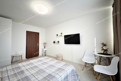 	Garsoniera renovata, de inchiriat in Tiglina 1, etajul 4/10. - 2