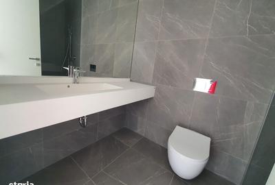 Apartament cu 4 camere decomandat în Tei - 18