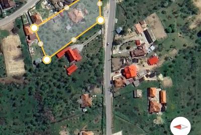 Casă cu 2 camere cu Teren 2650 Mp în Central - 2