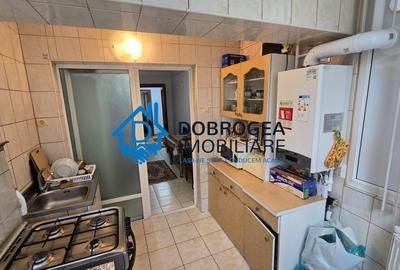 Apartament cu 3 camere decomandat, mobilat în Central - 4