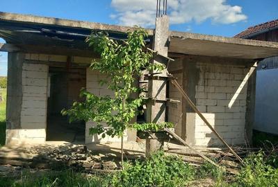 Casă cu Teren 28 Mp în Fizeș - 2