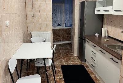 🏠 De închiriat apartament 2 camere decomandat – Poarta 6, lângă Liceul Blaga - 3