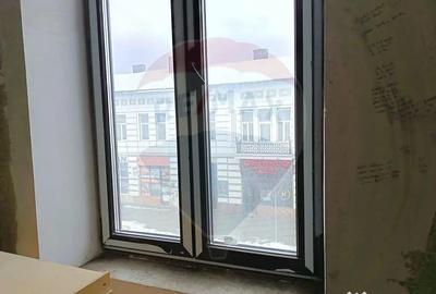 Apartament cu 3 camere semidecomandat în Ultracentral - 6
