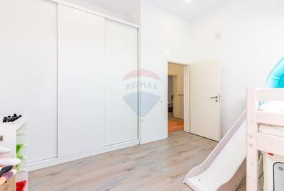 Casă cu 5 camere cu Teren 278 Mp în Corbeanca - 18