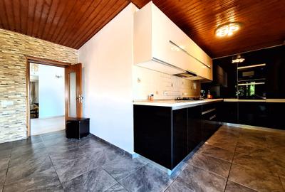 Vanzare vila S + P + 1 + M, Tancabesti , teren: 1.196 mp, comision 0% - 5