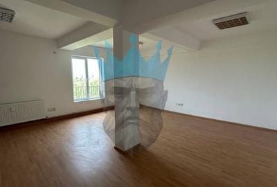 Spațiu comercial, de 448.70001220703 mp, în Titan - 13