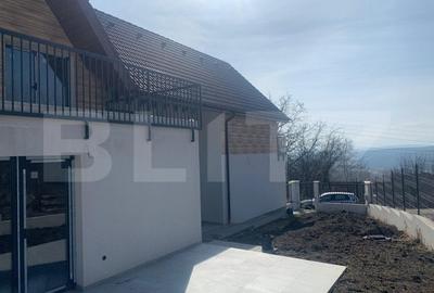 Casa de vanzare, 4 camere, 202 mp, Langa Padure - 2