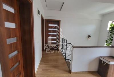 Casă cu 5 camere cu Canalizare în Săcălaz - 4
