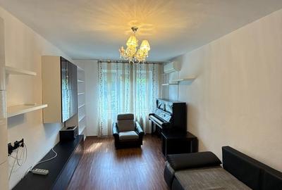 Apartament cu 3 camere decomandat în Decebal - 1