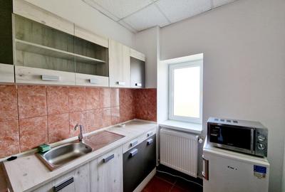 De Inchiriat Spatiu industrial si Birouri 3700 MP Teren 24895MP Sindrilita DN2 - 11