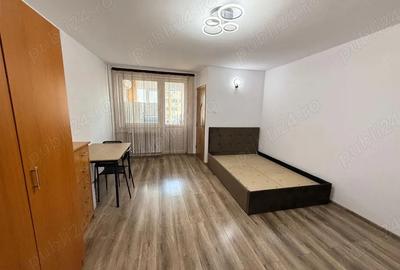 Garsonieră nedecomandată în Central - 1