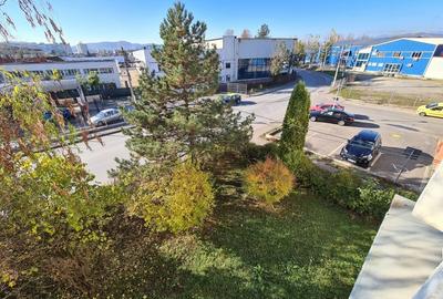 Ap 3 cam in Campina--1650 lei/ luna - 2