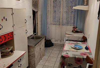 Apartament cu 3 camere decomandat în Pâncota - 8