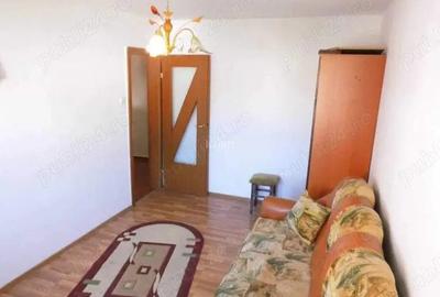 Apartament cu 2 camere decomandat în Răcădău