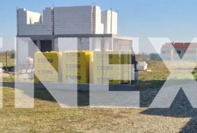 Casă cu 3 camere cu Teren 500 Mp în Albota - 2