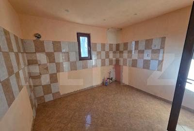 Casă cu 4 camere cu Teren 1710 Mp în Central - 13