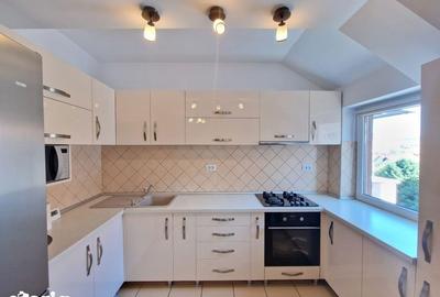 Apartament cu 3 camere, mobilat în Florești - 1