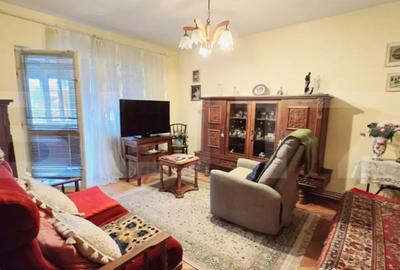 Apartament cu 4 camere decomandat în Central - 7