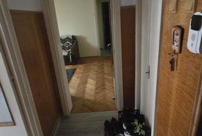 Apartament cu 3 camere în Central - 2