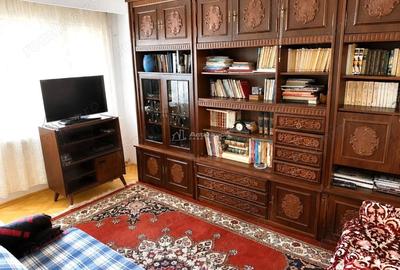 Apartament cu 4 camere decomandat în Republicii - 1