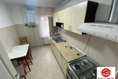 Apartament cu 3 camere de vanzare in Tudor - 4