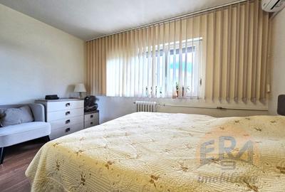 Apartament cu 4 camere decomandat, mobilat în Decebal - 10