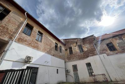 Hotel cu 44 camere, renovabil, pozi?ionat ultracentral - 3