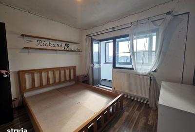 Apartament cu 4 camere în Dacia - 16