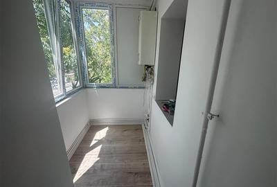 Renovat recent la etajul 3 linga Piata Verde