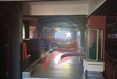 Spațiu comercial, de 377 mp, în Central - 3