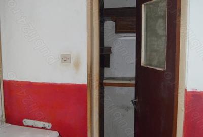 Garsonieră decomandată în Eroilor - 1