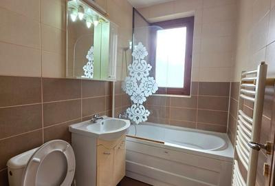 Apartament cu 3 camere decomandat în Central - 2