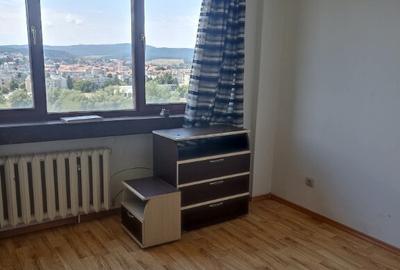 De inchiriat apartament cu 3 camere in Sfantu Gheorghe - 8