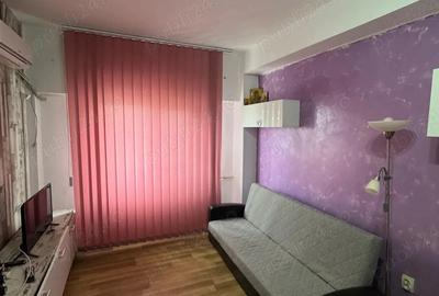 Garsonieră nedecomandată în Port - 4