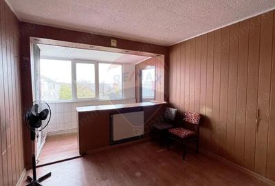 Apartament 4 camere de vanzare in Micro 16, Gala?i 88,29 mp utili - 1