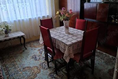 Casă cu 3 camere cu Teren 500 Mp în Central - 1