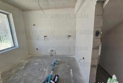 Casă cu 4 camere cu Canalizare în Dudu - 4