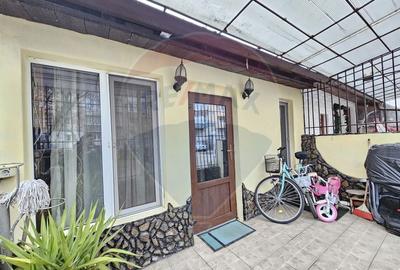 Casă cu 3 camere cu Teren 100 Mp în Central - 3