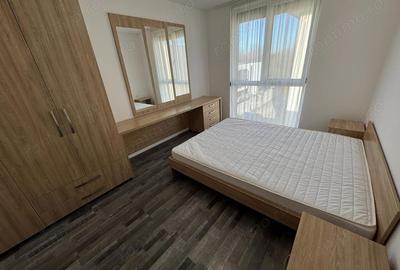 Apartament cu 4 camere semidecomandat în Dumbrăvița - 1