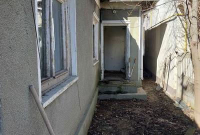 Casă cu 4 camere cu Teren 140 Mp în Central - 2