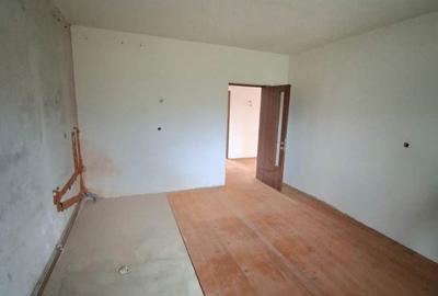 Casă cu 3 camere cu Teren 565 Mp în Goranu - 7