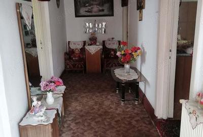 Casă cu 3 camere în Central - 3