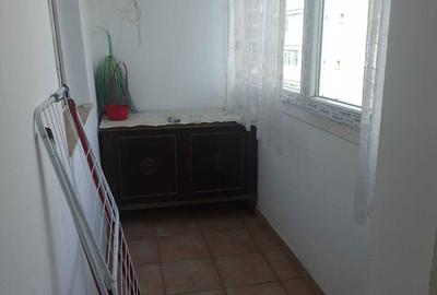 Apartament cu 2 camere decomandat în Titan - 3